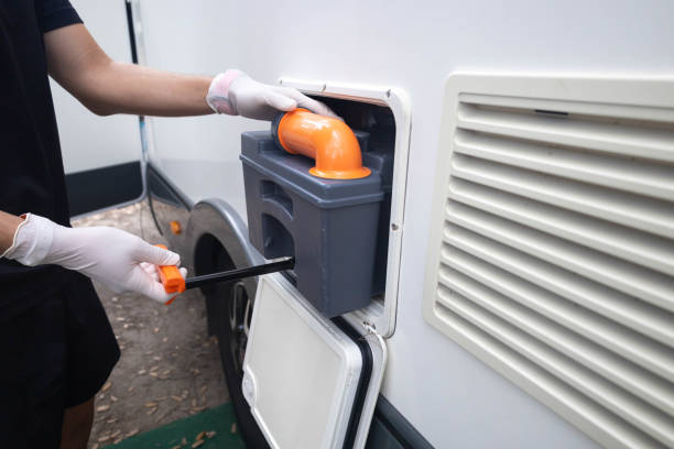 Portable Toilet Options We Offer in Los Chaves, NM